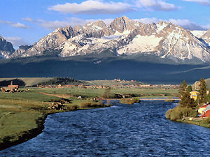 Salmon River and Sawtooth Mountains