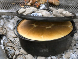 Texas State Cooking Implement, Cast Iron Dutch Oven, from NETSTATE.COM